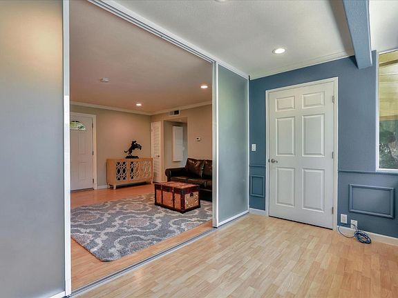 4th image of 14225 Lora Dr APT 66