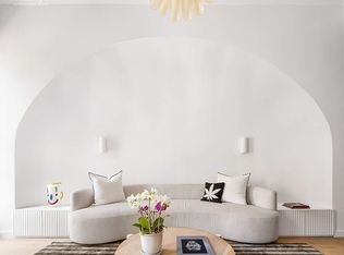 346 W 22nd St APT 2, New York, NY