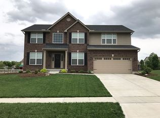 9270 Maxwells Xing, Centerville, OH 45458