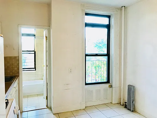 Rented by In Haus LLC | media 14