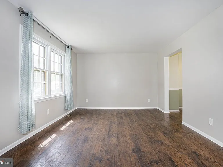 107 Washington Ave — Photo 4