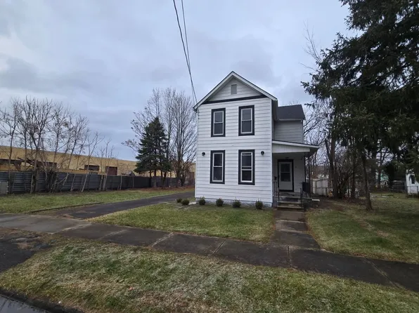 715 Junction St, Elmira, NY 14904