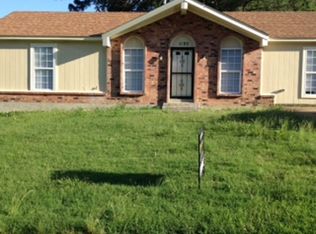 1195 Deer Trail Ln, Memphis, TN 38109