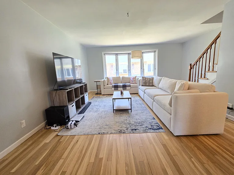 9 Elna Ct — Photo 22