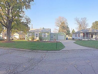 421 Southmoor Rd, La Porte, IN, 46350
