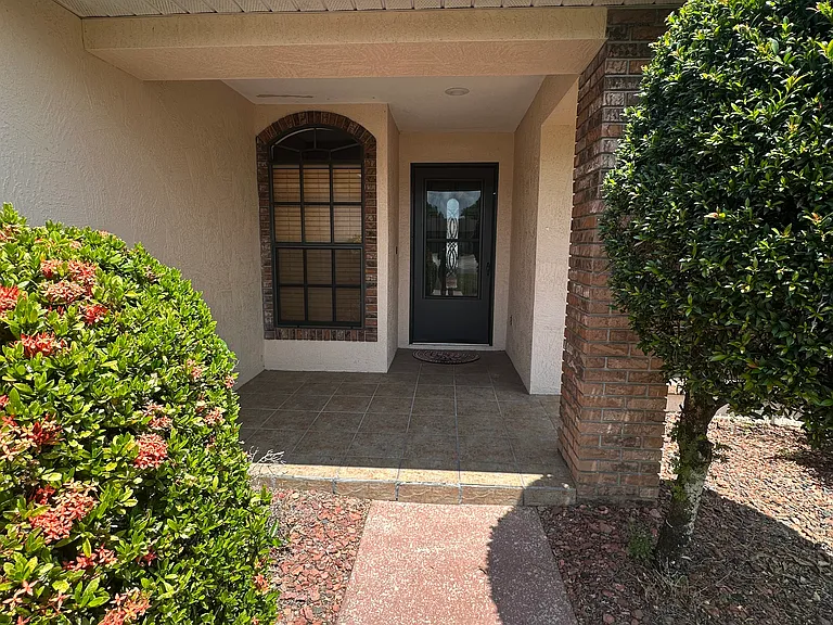 150 S Carolina Ave — Photo 3