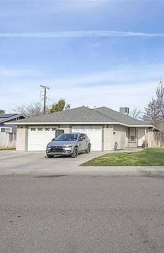 1405 5th Ave Photo 1