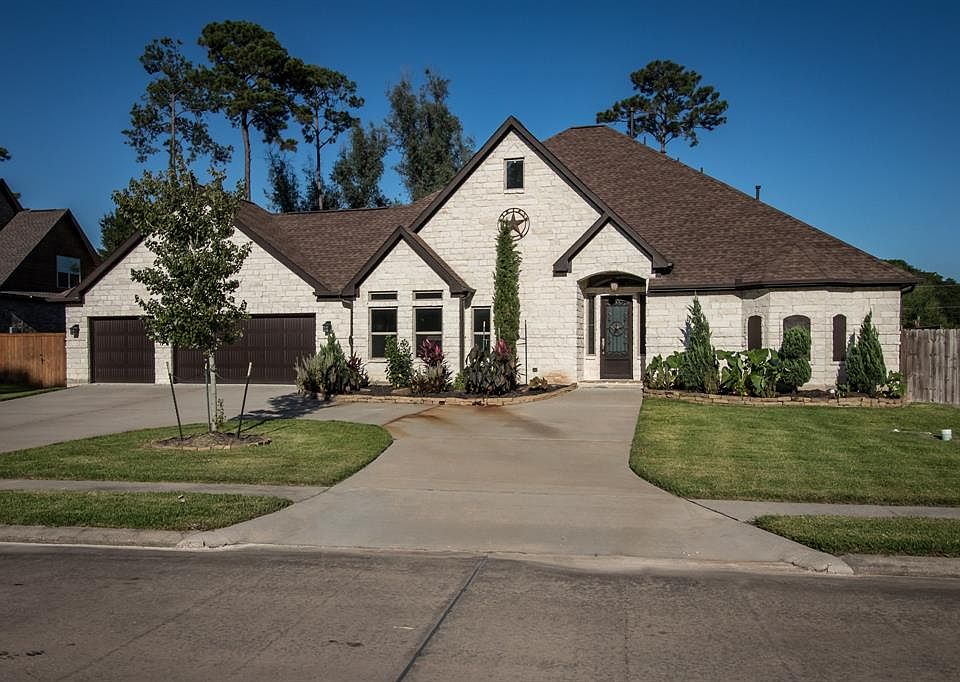 1st image of 5509 Forest Cove Dr