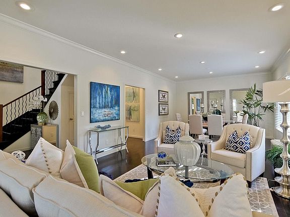 4th image of 997 Asbury St