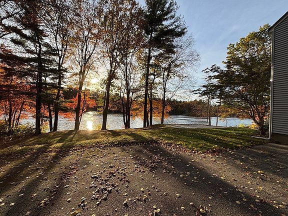 2nd image of 35 Shoreline Dr