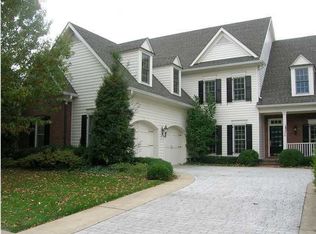 210 Coralberry Rd, Louisville, KY 40207