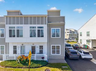 7110 Beach Front Rd, Far Rockaway, NY 11692