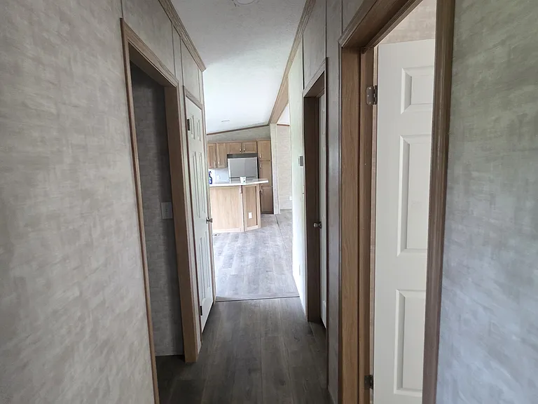 9091 Williams Rd — Photo 23
