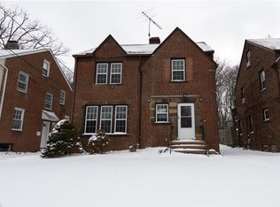 3662 Woodridge Rd, Cleveland Heights, OH 44121
