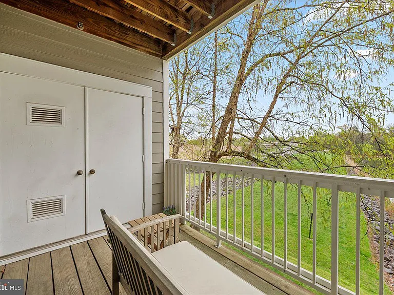1708 Lake Shore Crest Dr #24 — Photo 22