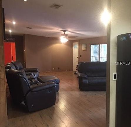 4th image of 12705 Chihuahua Ct