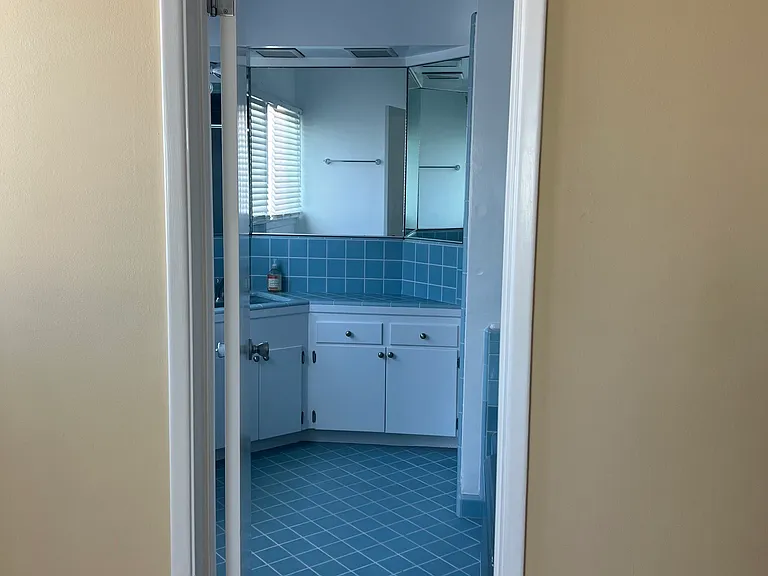 5620 E Ocean Blvd — Photo 13