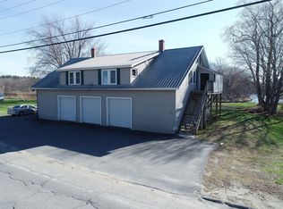 133 Croswell Rd, Farmington, ME 04938