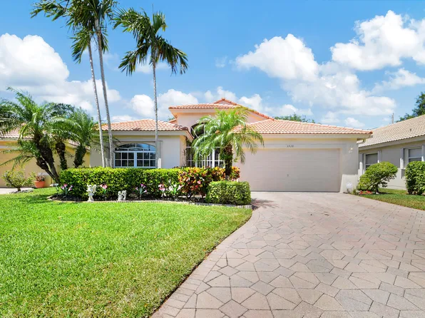 5928 Royal Club Drive, Boynton Beach, FL 33437