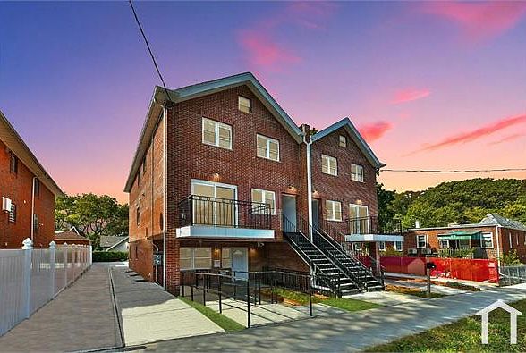 1st image of 57-16 163rd St