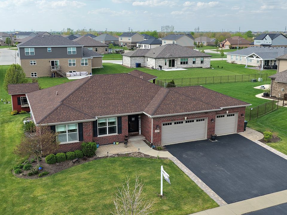 1st image of 2373 Alta Vista Dr