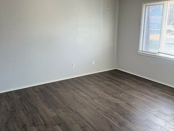4th image of 1819 Ashborough Cir SE APT H