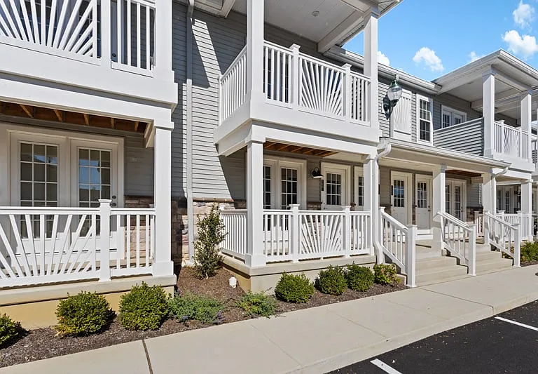 River Pointe — Photo 16