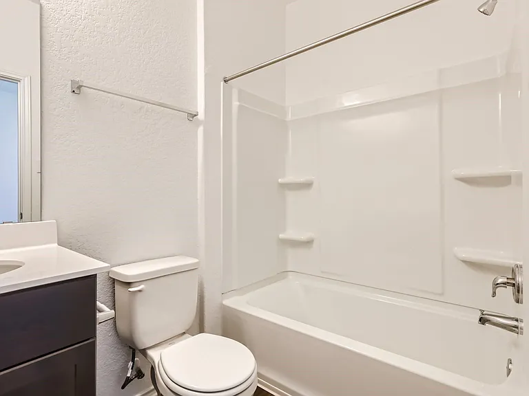 1608 Holly Lake Dr — Photo 12