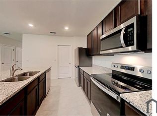 3243 Logan Berry Dr, Mount Dora, FL 32757