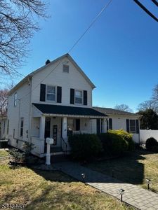 27 Hamilton Street, Englishtown, NJ, 07726