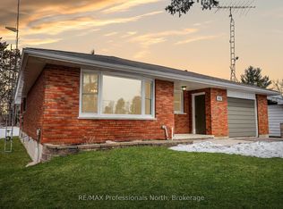 162 Hillside Dr, Kawartha Lakes, ON K0M 1C0