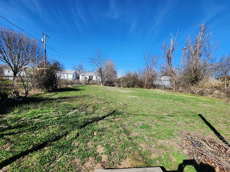 1607 NW Smith Ave — Photo 21