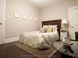 1202 Gerrard St E #2, Toronto, ON M4L 1Y6