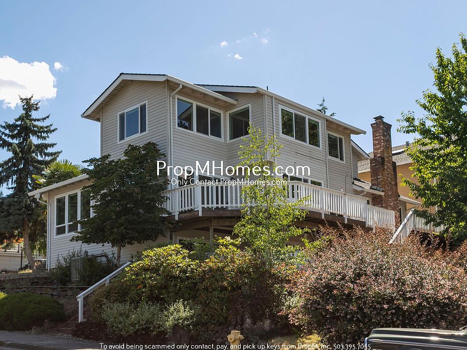 1st image of 8271 SW 184th Ave