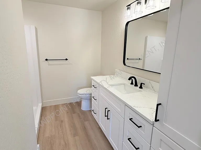 424 S Olive Ave #104 — Photo 33