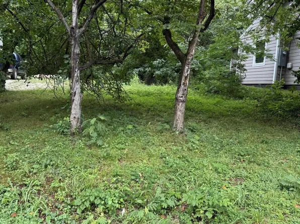 4216 McCalla Ave, Knoxville, TN 37914