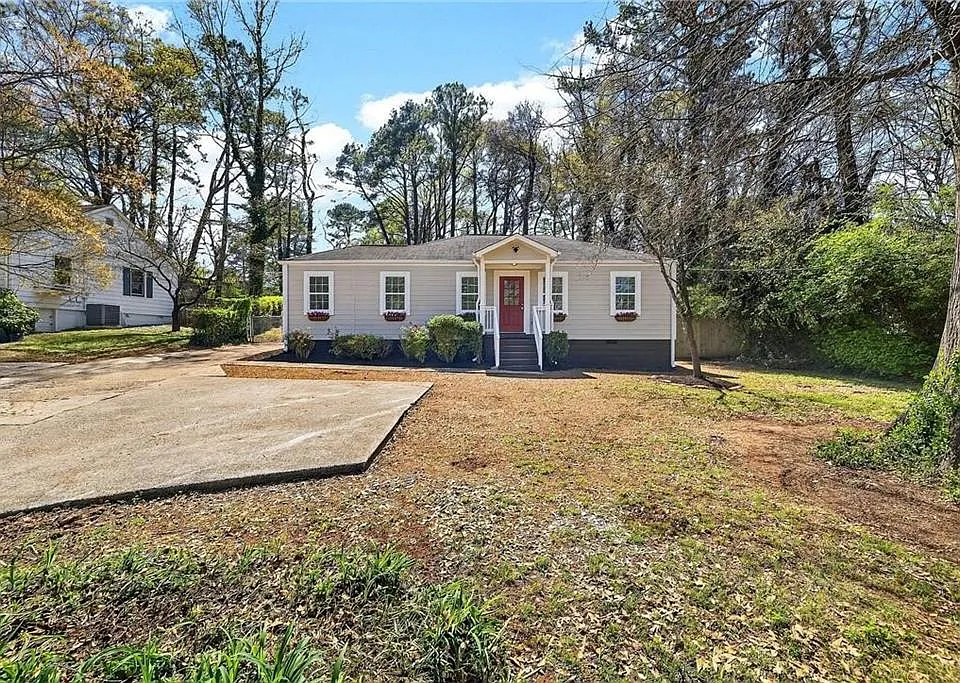955 Columbia Dr