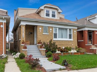 5828 W School St, Chicago, IL 60634