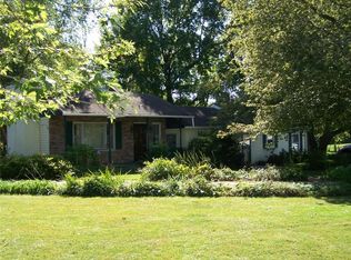 3107 Perrysville Rd, Danville, IL 61834