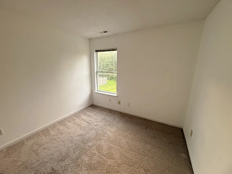 12754 Crescent Dr — Photo 25