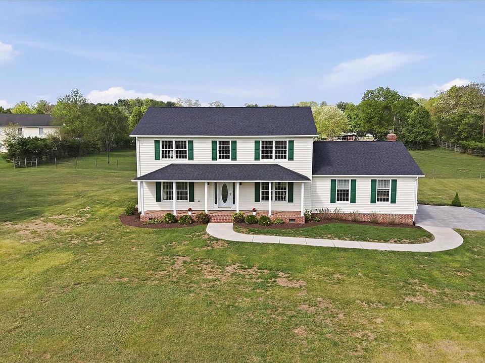 1st image of 412 Ruebuck Rd