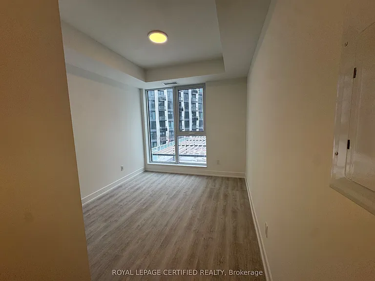 25 Cordova Ave #605 — Photo 16