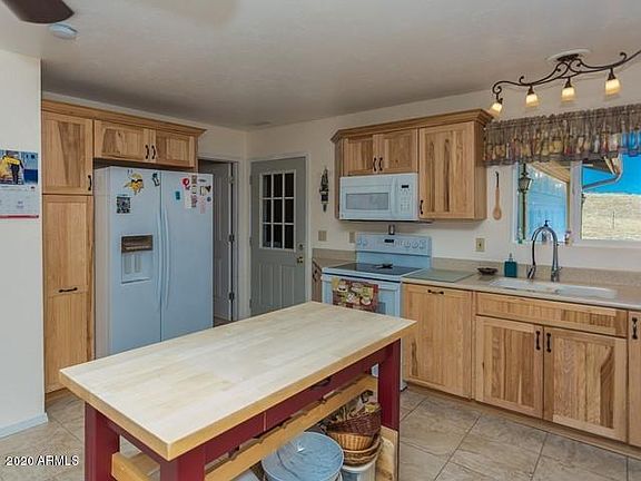 5th image of 1245 N Windmill Way