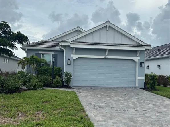 16117 Isola Pl, Lakewood Ranch, FL 34211