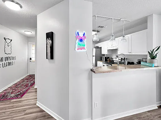 7650 Chablis Cir — Photo 14
