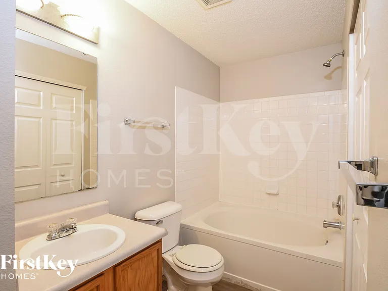 2332 Providence Ct — Photo 9