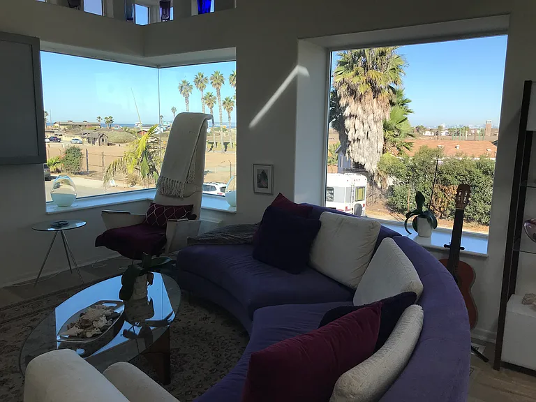 Great views from the living room! And a window seat looking out over the neighborhood!