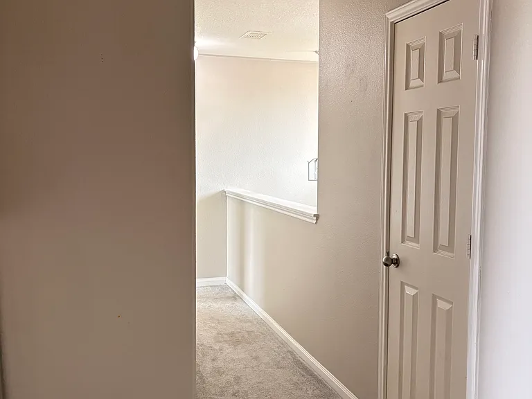 9807 Opal Rock Dr — Photo 25