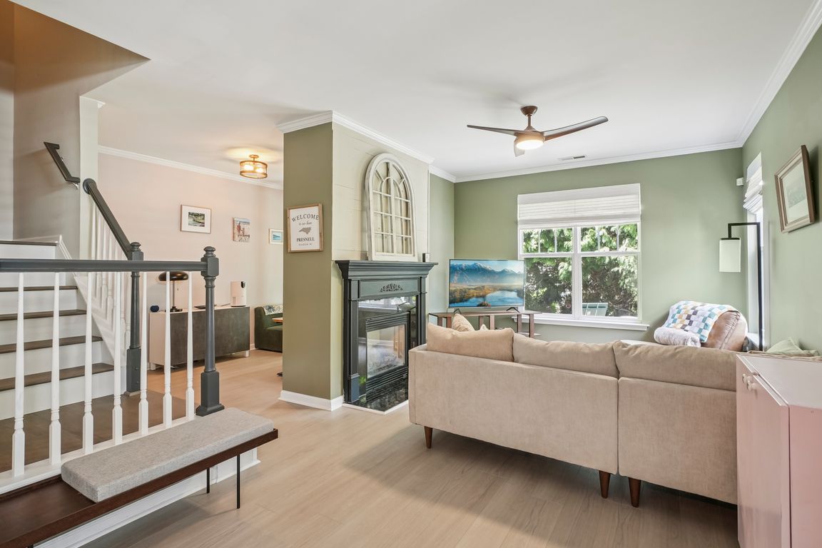 next background image