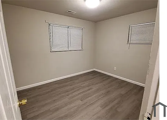 10313 Duke Dr — Photo 3